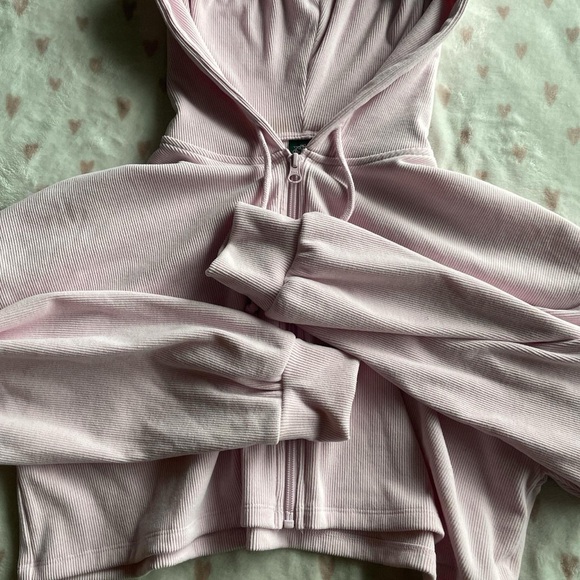 Pink Cropped Zip-Up Hoodie - Picture 3 of 4